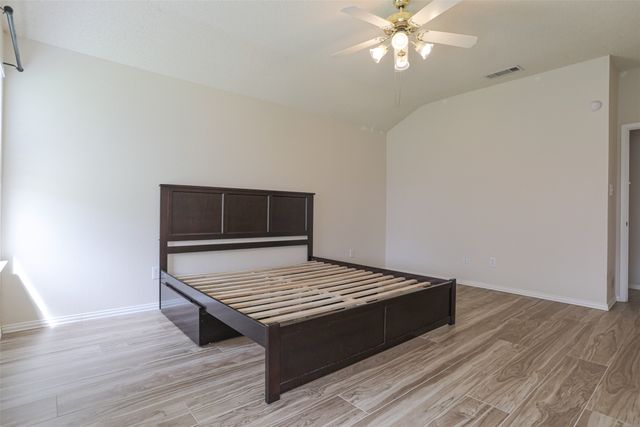 1807 Bertram Drive, Mansfield, TX 76063