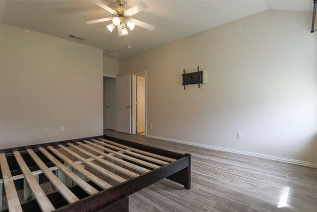 1807 Bertram Drive, Mansfield, TX 76063