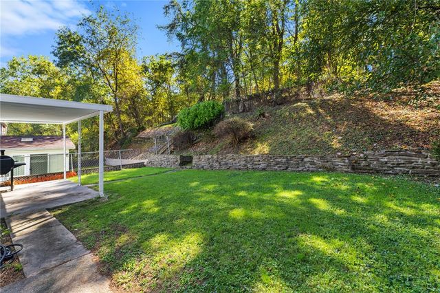 8144 Lincoln Rd, Verona, PA 15147