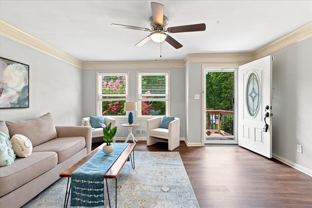 768 Kenmore Dr, Spartanburg, SC 29303