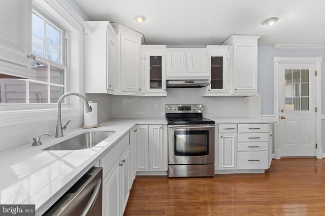 3911 SHELLEY LN, Annandale, VA 22003