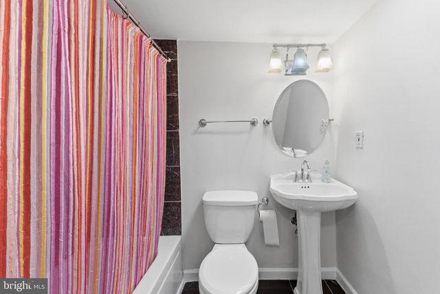 3911 SHELLEY LN, Annandale, VA 22003