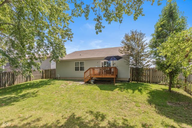 8842 Benjamin Lane, Avon, IN 46123