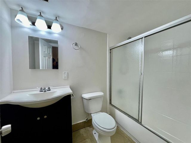601 NE 29th Drive 4, Wilton Manors, FL 33334