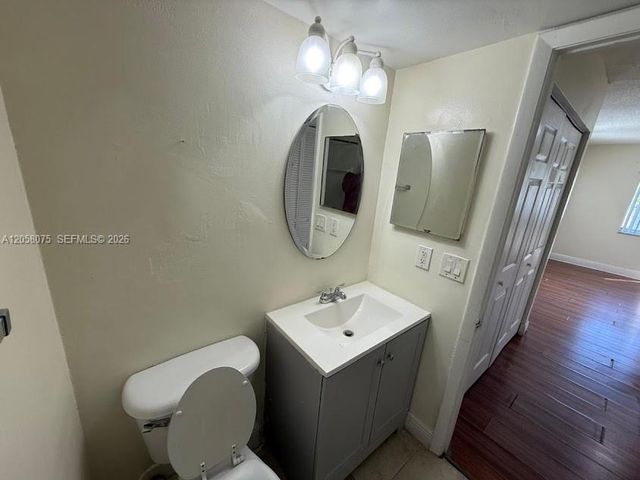 5612 Rock Island Rd 156, Tamarac, FL 33319
