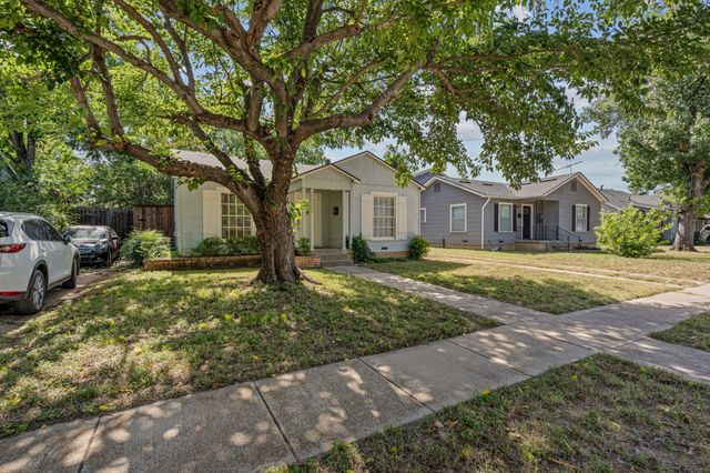 2725 Wayside Avenue, Fort Worth, TX 76110