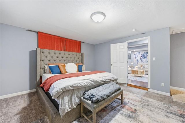 332 Catalpa AVE, Hampton, VA 23661