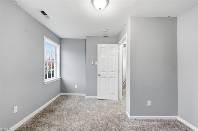 332 Catalpa AVE, Hampton, VA 23661