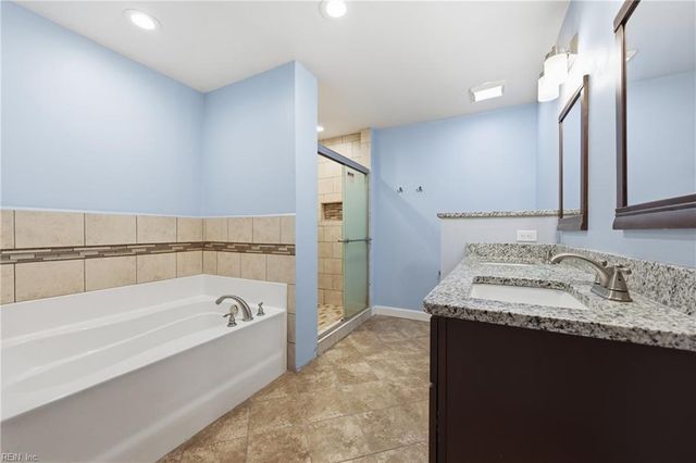 332 Catalpa AVE, Hampton, VA 23661