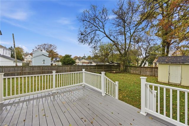 332 Catalpa AVE, Hampton, VA 23661