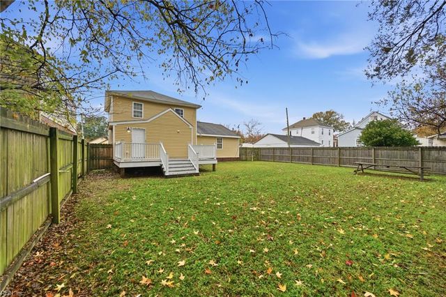 332 Catalpa AVE, Hampton, VA 23661