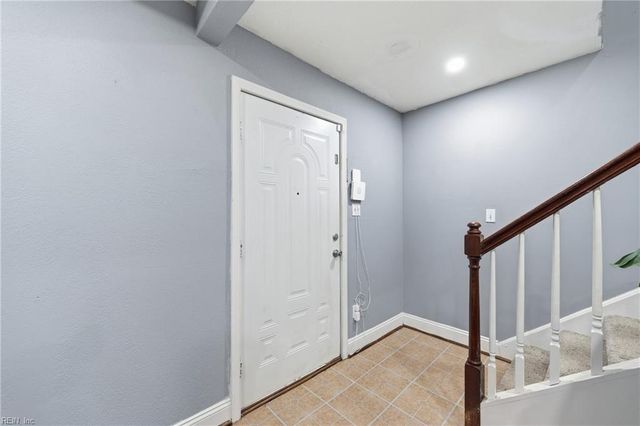 332 Catalpa AVE, Hampton, VA 23661