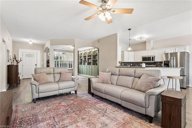 800 Andrews XING, Smithfield, VA 23430