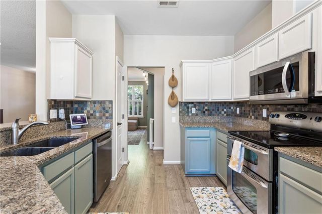 800 Andrews XING, Smithfield, VA 23430