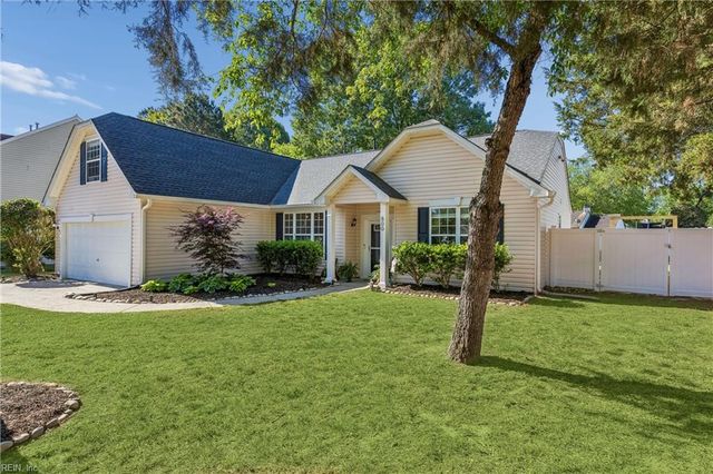 800 Andrews XING, Smithfield, VA 23430