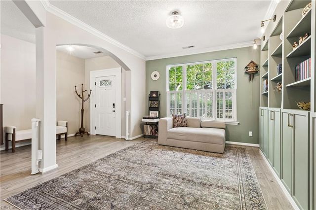 800 Andrews XING, Smithfield, VA 23430