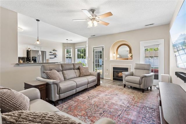 800 Andrews XING, Smithfield, VA 23430