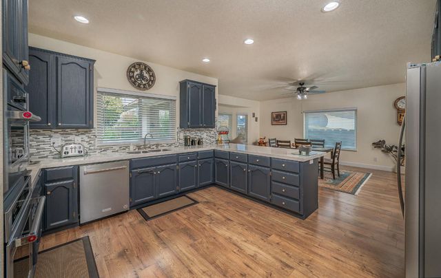 1850 Hammond Dr, Turlock, CA 95382