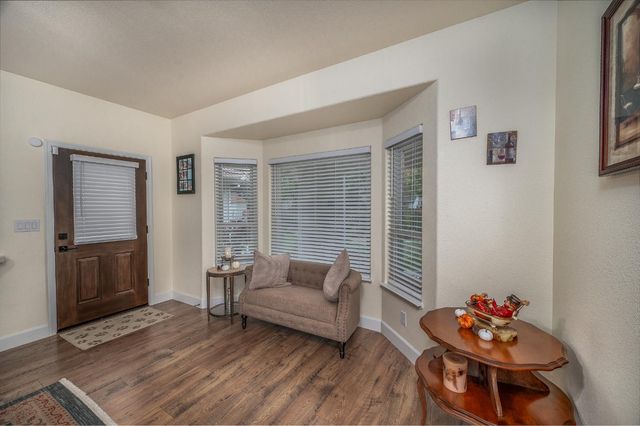 1850 Hammond Dr, Turlock, CA 95382