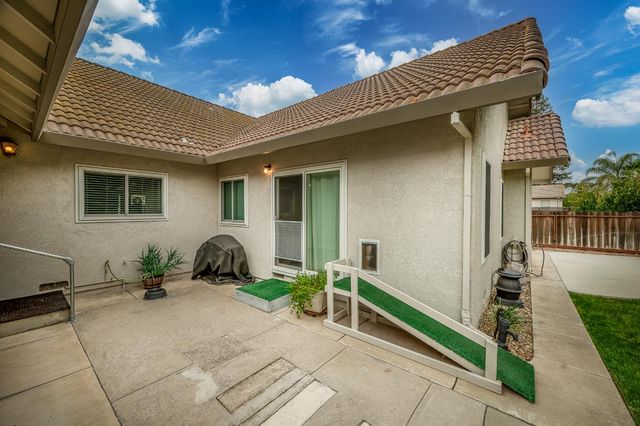 1850 Hammond Dr, Turlock, CA 95382