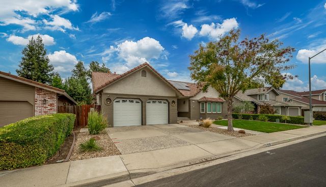 1850 Hammond Dr, Turlock, CA 95382