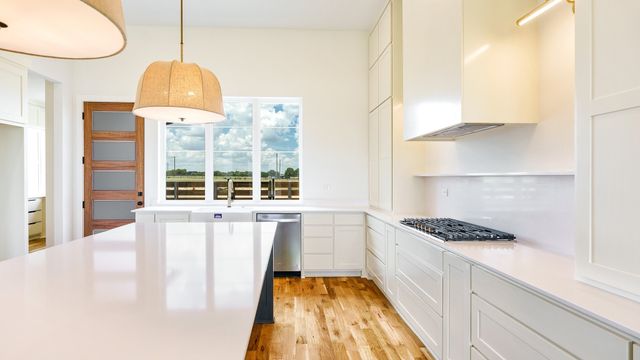 6231 McChesney, Midlothian, TX 76065