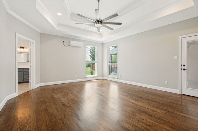 1320 E Highland Road, Waxahachie, TX 75167