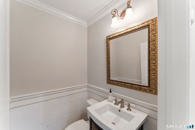 53 Grassy Plain Street APT B5, Bethel, CT 06801