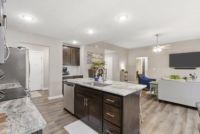 208 E Seminole Street, Strafford, MO 65757