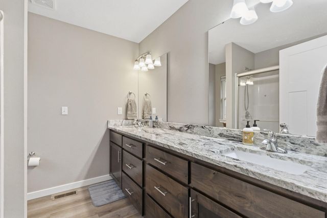 208 E Seminole Street, Strafford, MO 65757