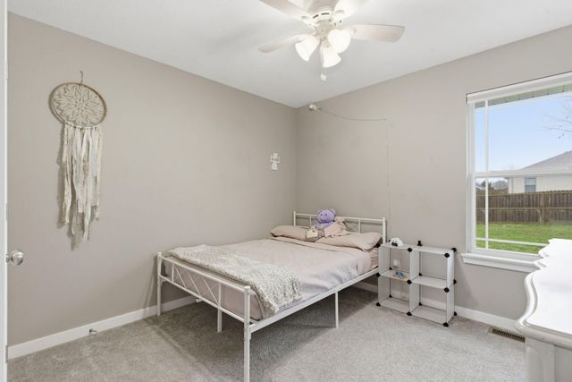 208 E Seminole Street, Strafford, MO 65757