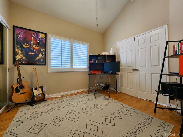 24718 Calle Serranona, Calabasas, CA 91302