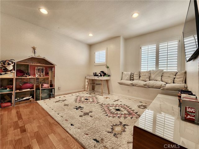24718 Calle Serranona, Calabasas, CA 91302