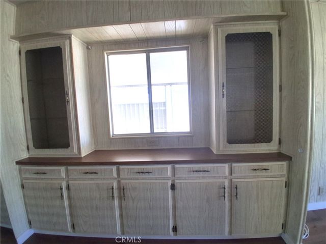 725 W Thornton 157, Hemet, CA 92543
