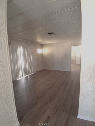 725 W Thornton 157, Hemet, CA 92543
