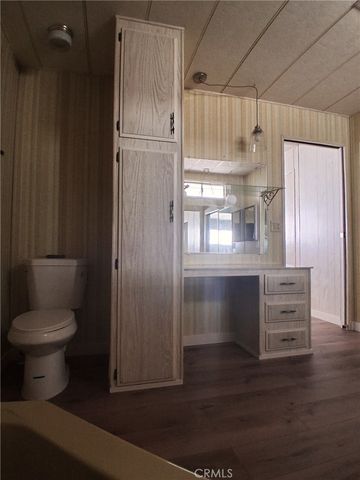725 W Thornton 157, Hemet, CA 92543