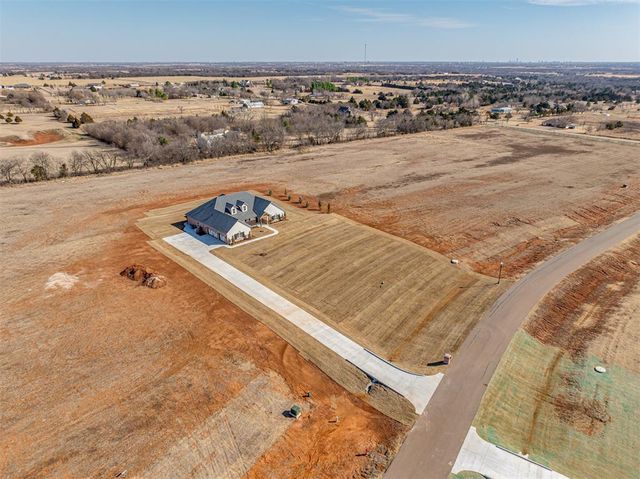 20904 Rush Creek Road, Edmond, OK 73012