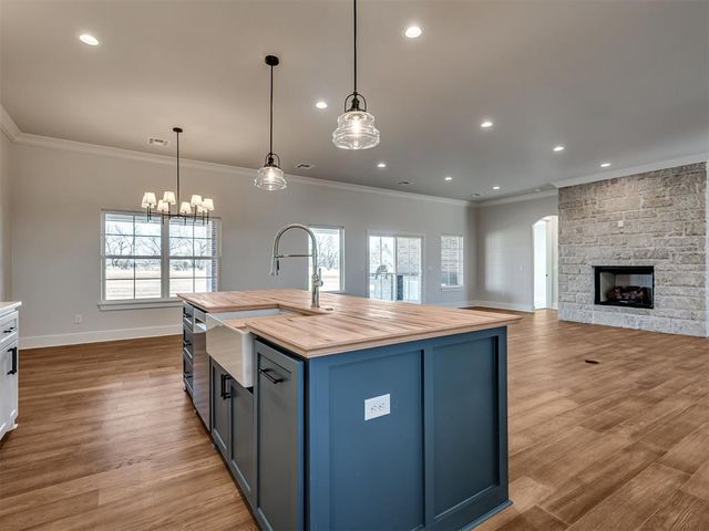 20904 Rush Creek Road, Edmond, OK 73012