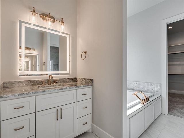 20904 Rush Creek Road, Edmond, OK 73012