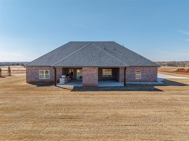 20904 Rush Creek Road, Edmond, OK 73012