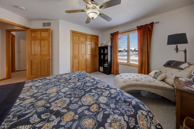 1132 Putters Place SE, Rochester, MN 55904