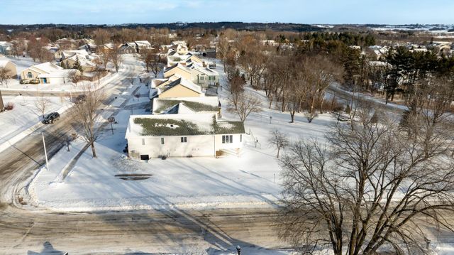 1132 Putters Place SE, Rochester, MN 55904