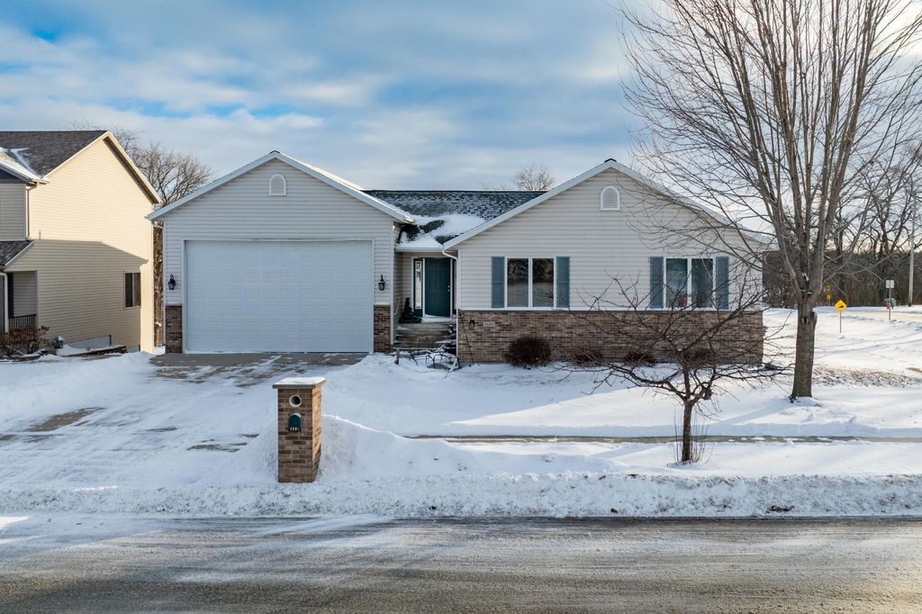 1132 Putters Place SE, Rochester, MN 55904