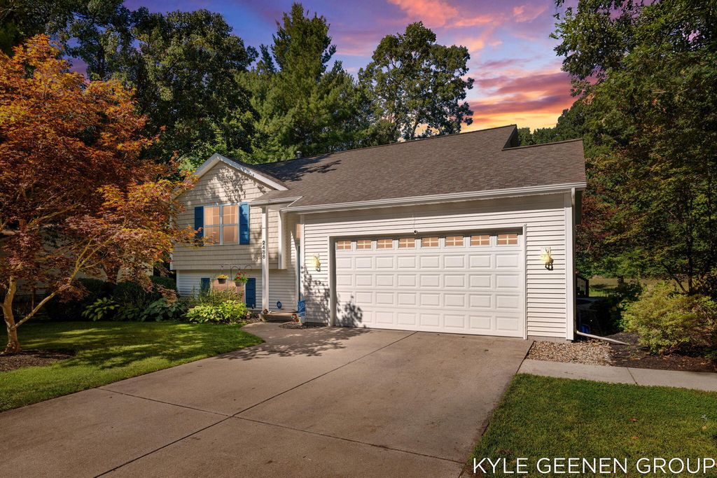 2488 Orchard Valley Drive, Fennville, MI 49408