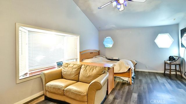 4862 Gainsport, Irvine, CA 92604