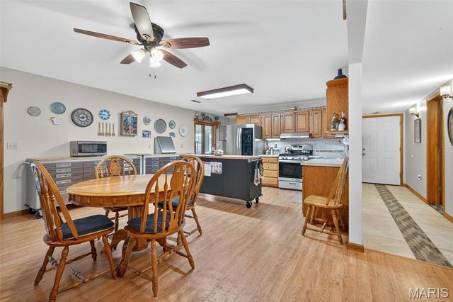 319 Highway Aa, Wright City, MO 63390