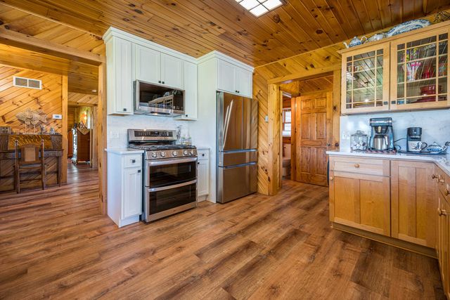5592 Linksview Way, Gladwin, MI 48624