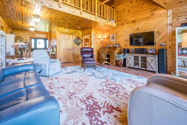 5592 Linksview Way, Gladwin, MI 48624