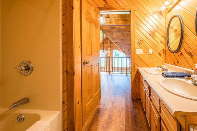 5592 Linksview Way, Gladwin, MI 48624