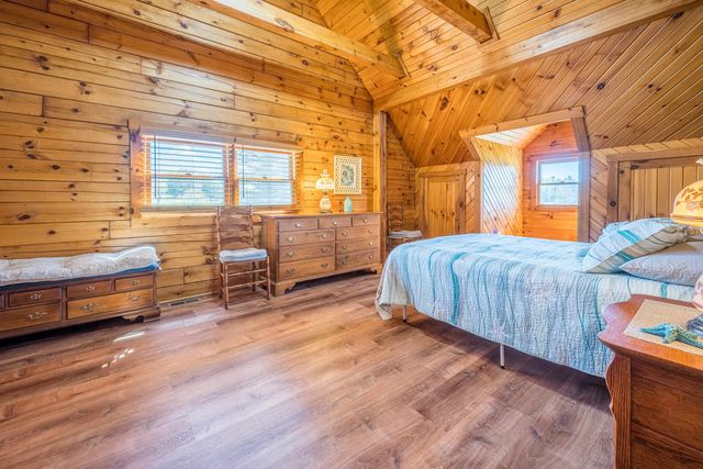 5592 Linksview Way, Gladwin, MI 48624